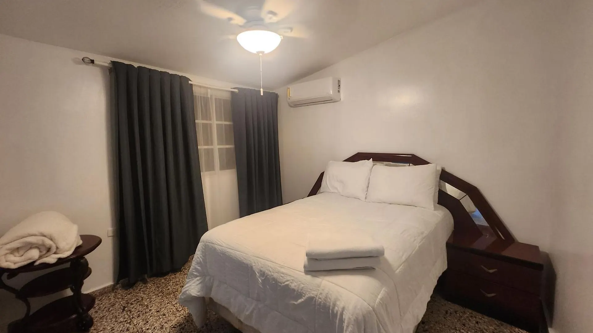 Private House With Pool, Ac, Bbq, Fast Wi-Fi, Pet & Family Friendly, Near Colonial Zone, Mirador Sur Park & Ocean, In Santo Domingo Villa 0*,