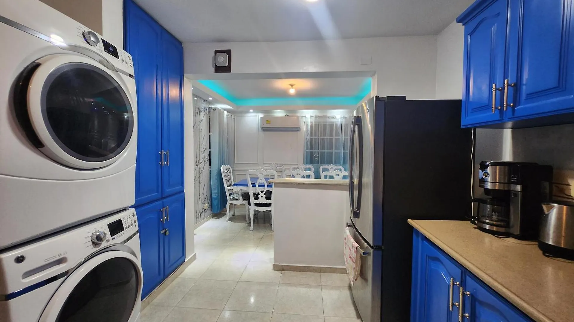 Private House With Pool, Ac, Bbq, Fast Wi-Fi, Pet & Family Friendly, Near Colonial Zone, Mirador Sur Park & Ocean, In Santo Domingo Villa