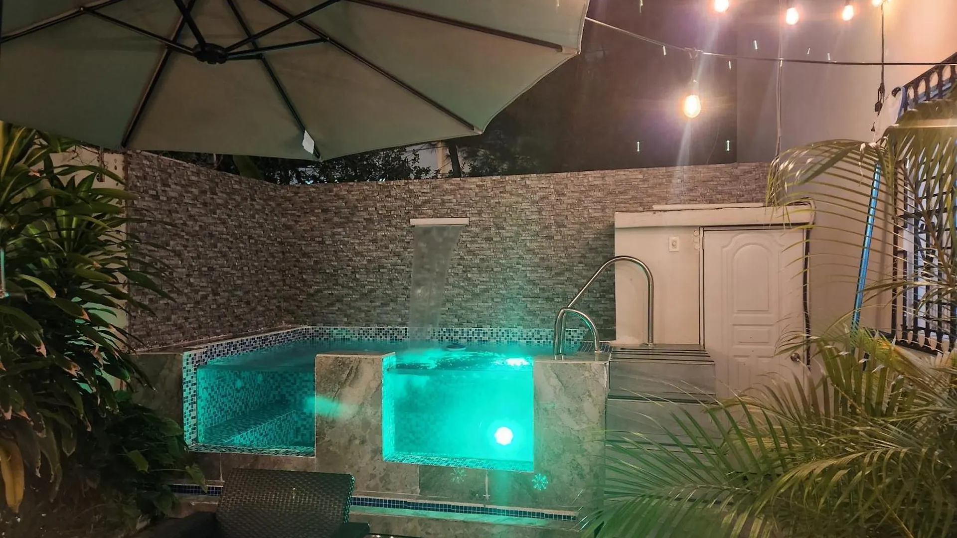 Nyaraló Private House With Pool, Ac, Bbq, Fast Wi-Fi, Pet & Family Friendly, Near Colonial Zone, Mirador Sur Park & Ocean, In Santo Domingo Villa