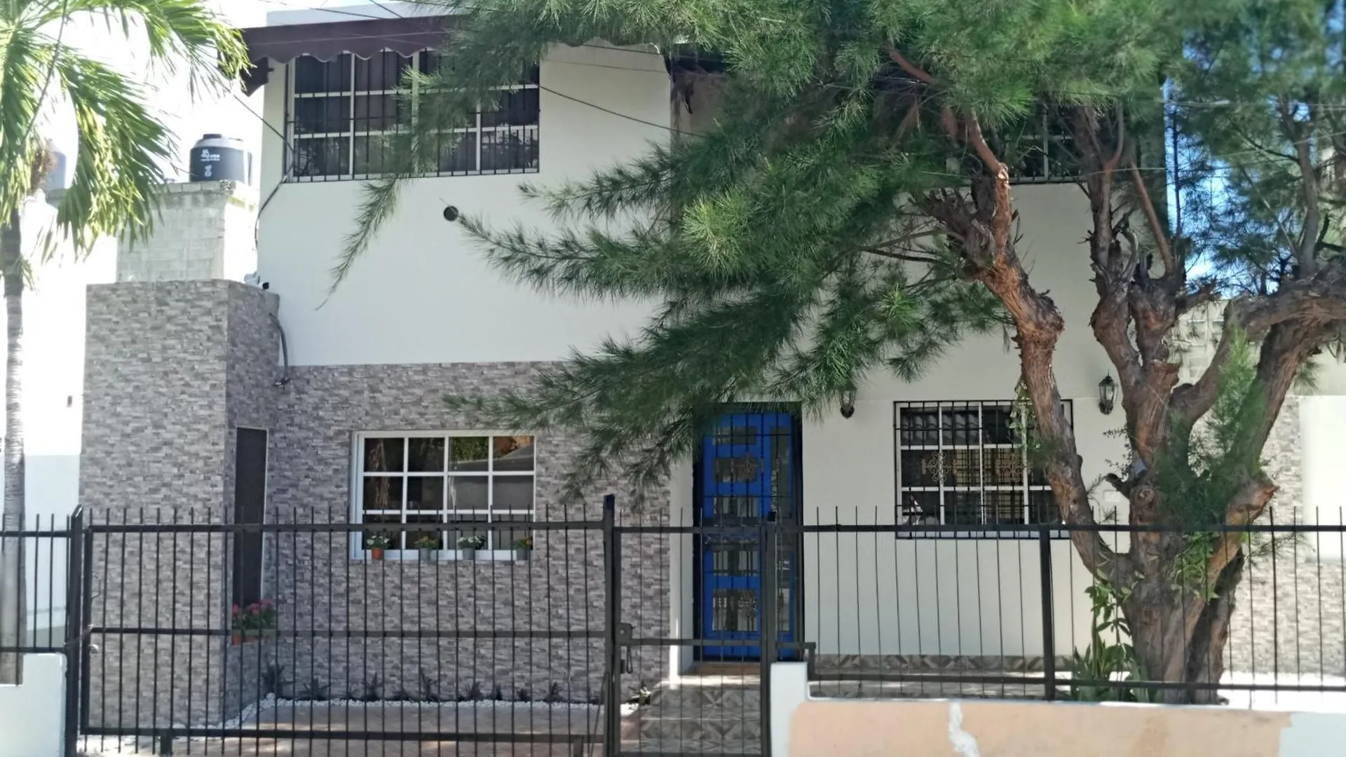 Private House With Pool, Ac, Bbq, Fast Wi-Fi, Pet & Family Friendly, Near Colonial Zone, Mirador Sur Park & Ocean, In Santo Domingo别墅 多米尼加共和国